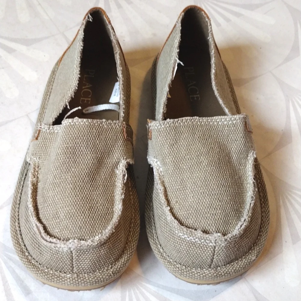 Like New Place Tan Canvas Shoes